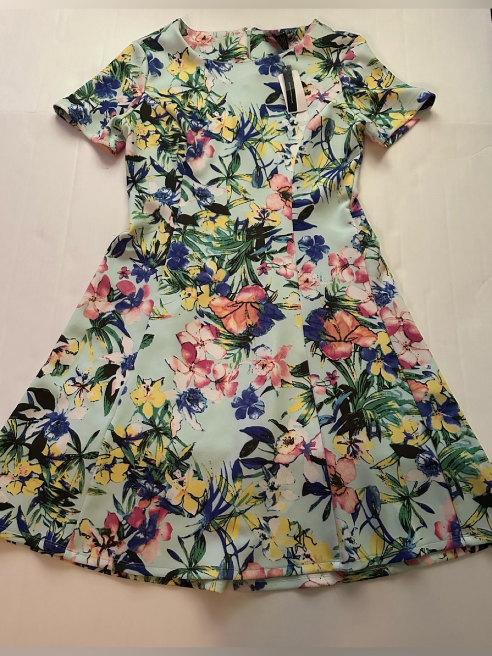 New Grace Elements Ladies Dress, Medium